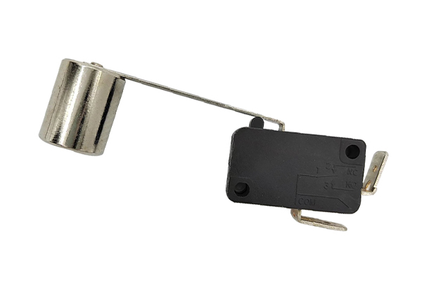 吊球開關(guān) {吊球開關(guān) width=