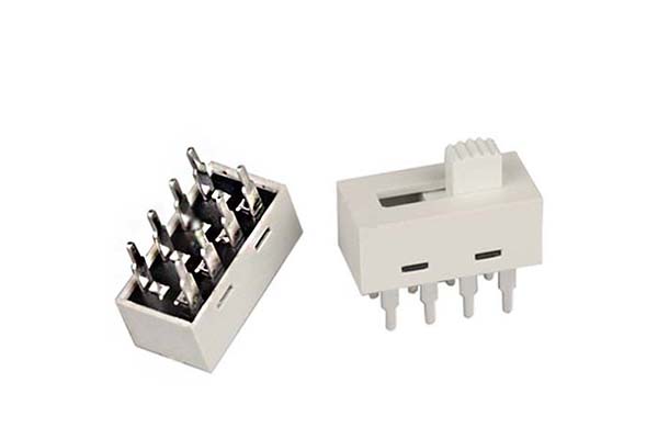 三檔開關 SS-23H30 塑膠直插 撥動開關 {三檔開關 SS-23H30 塑膠直插 撥動開關 width=