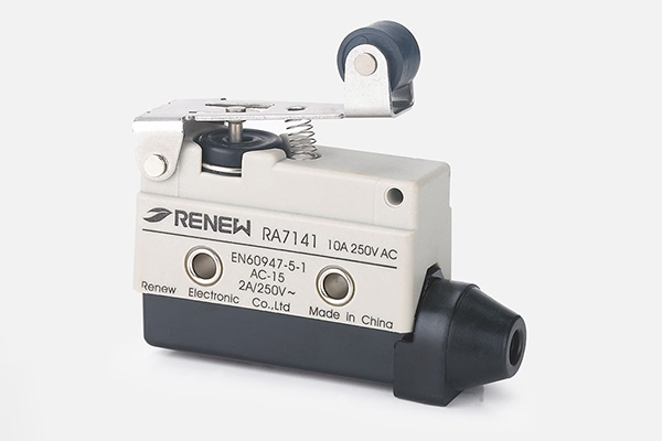 {RL7141滾輪短杠桿型限位開關(guān) width=